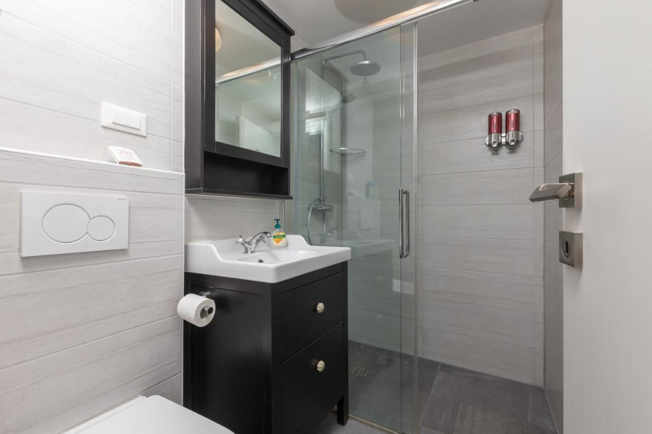 Apartment Coastal Villa Makarska Exterior photo