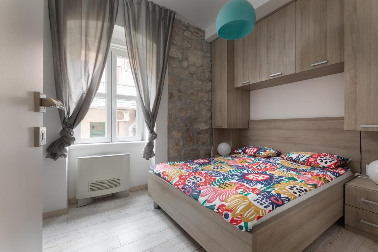 Apartment Coastal Villa Makarska Exterior photo